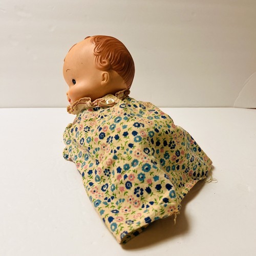 🎈 Muñeca de colección 1981 PLAYMATES BABY CRAWL AWAY HONG KONG VINTAGE leer descripción - Imagen 3 de 7