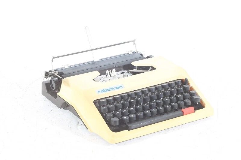 alte Schreibmaschine Reiseschreibmaschine Koffer Robotron Cella beige Requisit - Bild 2 von 4