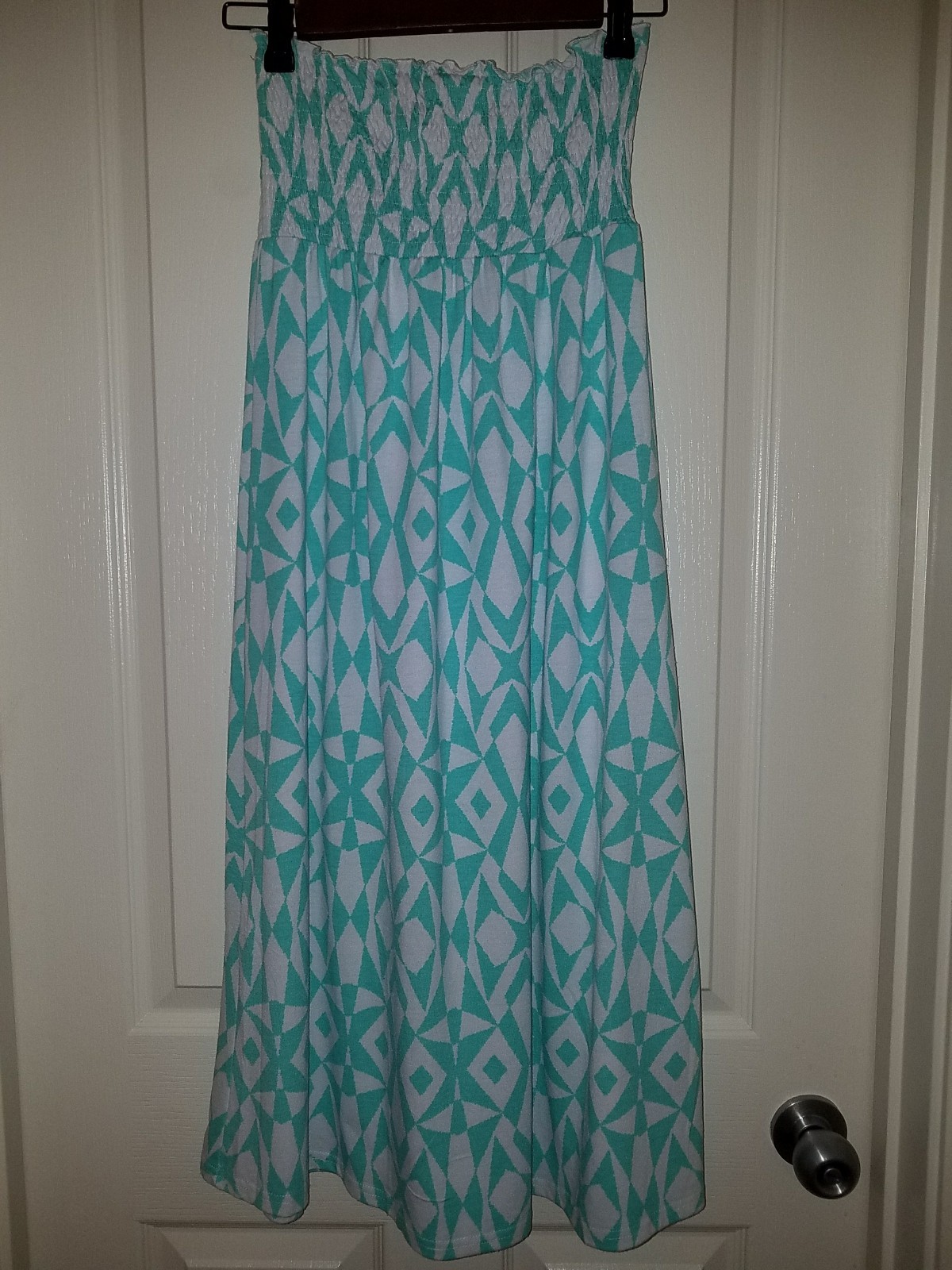 Picture 2 of 12