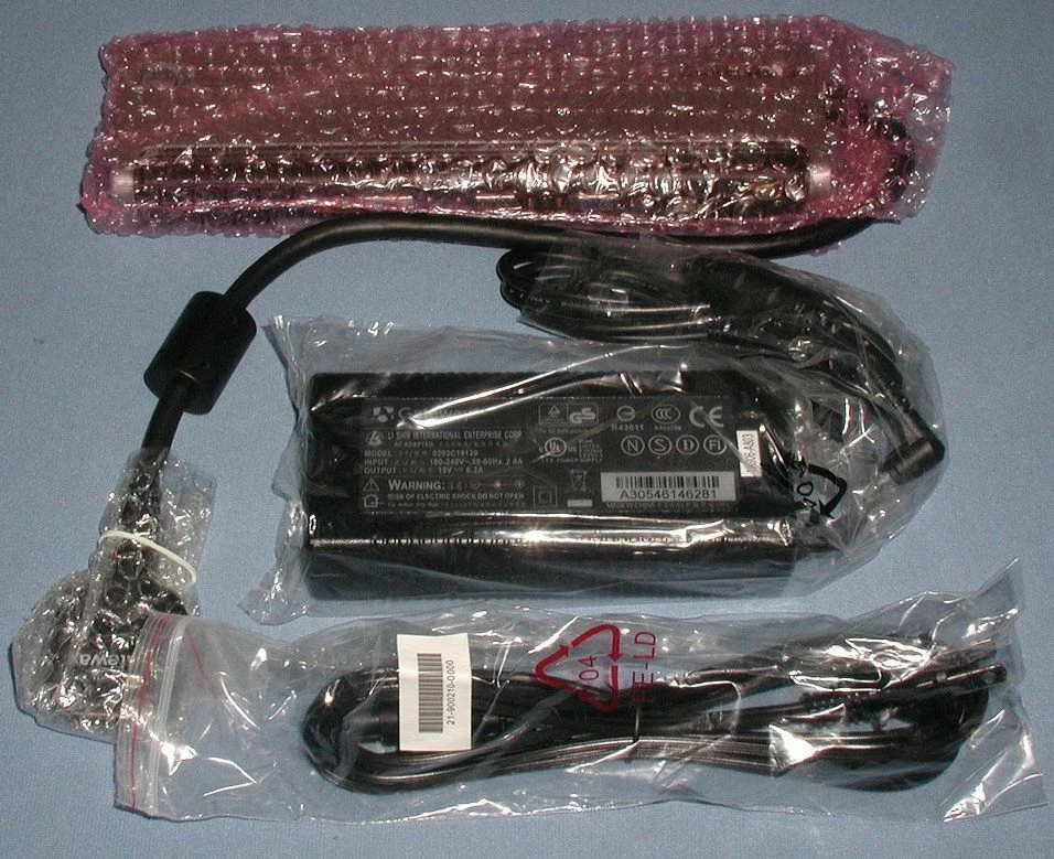 Gateway 0302C19120 Power Supply + GTW-250DC M280 S-7200C Laptop Port Replicator - Image 4 of 4