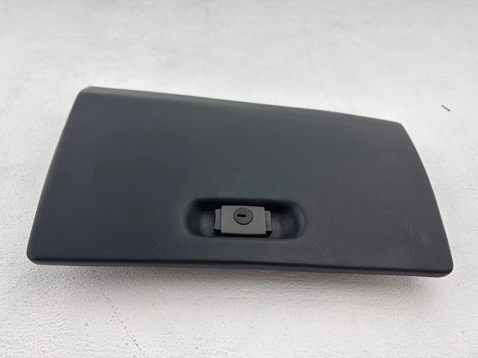 Chevrolet Corvette 1990-1993 tablero guantera compartimento de almacenamiento puerta OEM Foto 3 de 4