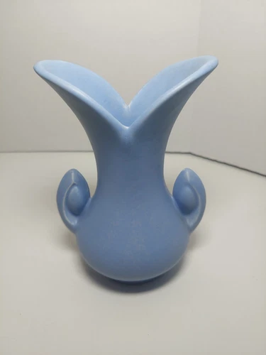 Antique Rumrill Red Wing Pottery Tulip Vase E-5 Light Blue 1930’s  6"