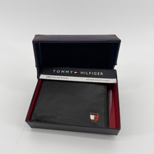 Tommy Hilfiger Men  s Leather Bifold Wallet RFID Black Crest Logo Boxed - NEW