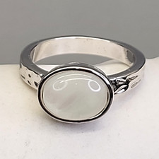 Mother of Pearl Ring White Oval Silver Tone 7