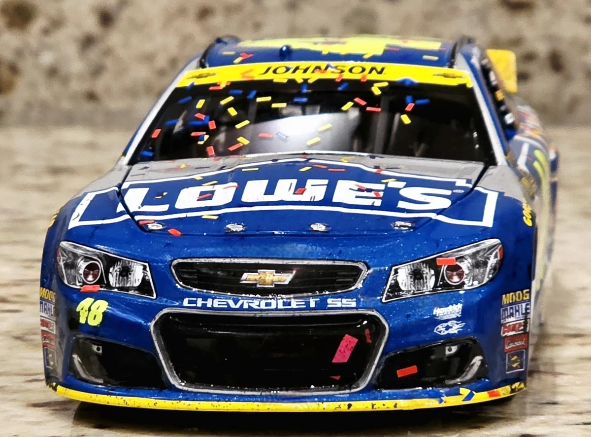 Jimmie Johnson Diecast Racing Cars 1:24 2016 Vehicle Year for sale