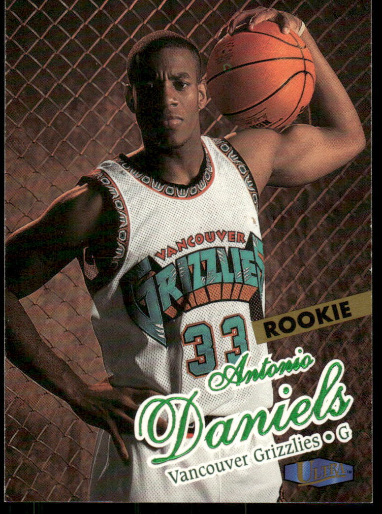 1997-98 Ultra #130G Antonio Daniels Gold Medallion