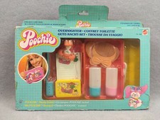 Poochie Travel Case Overnighter Stamp Included 5445 Mattel 1982 Vintage