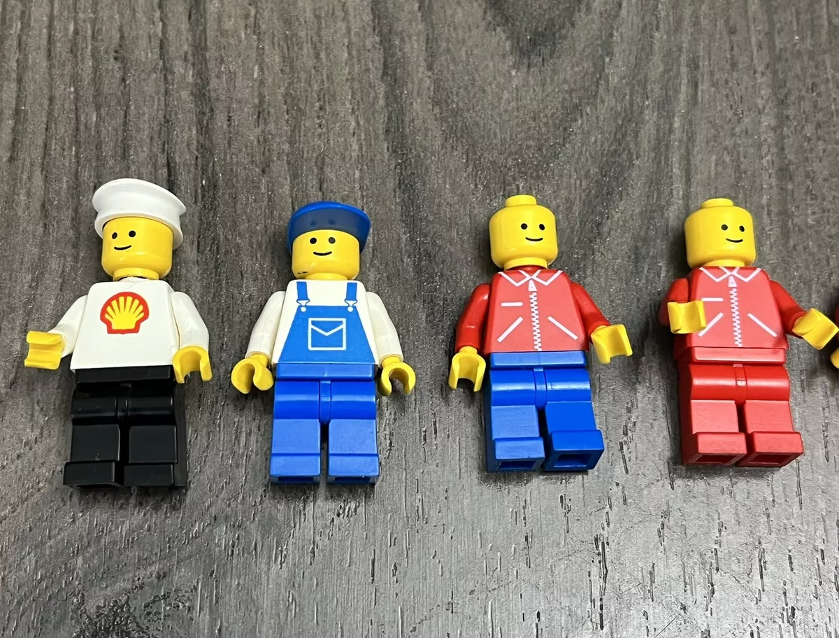 Vintage LEGO 80s 90s Minifigures Space Racing Farmer Classic Accessories