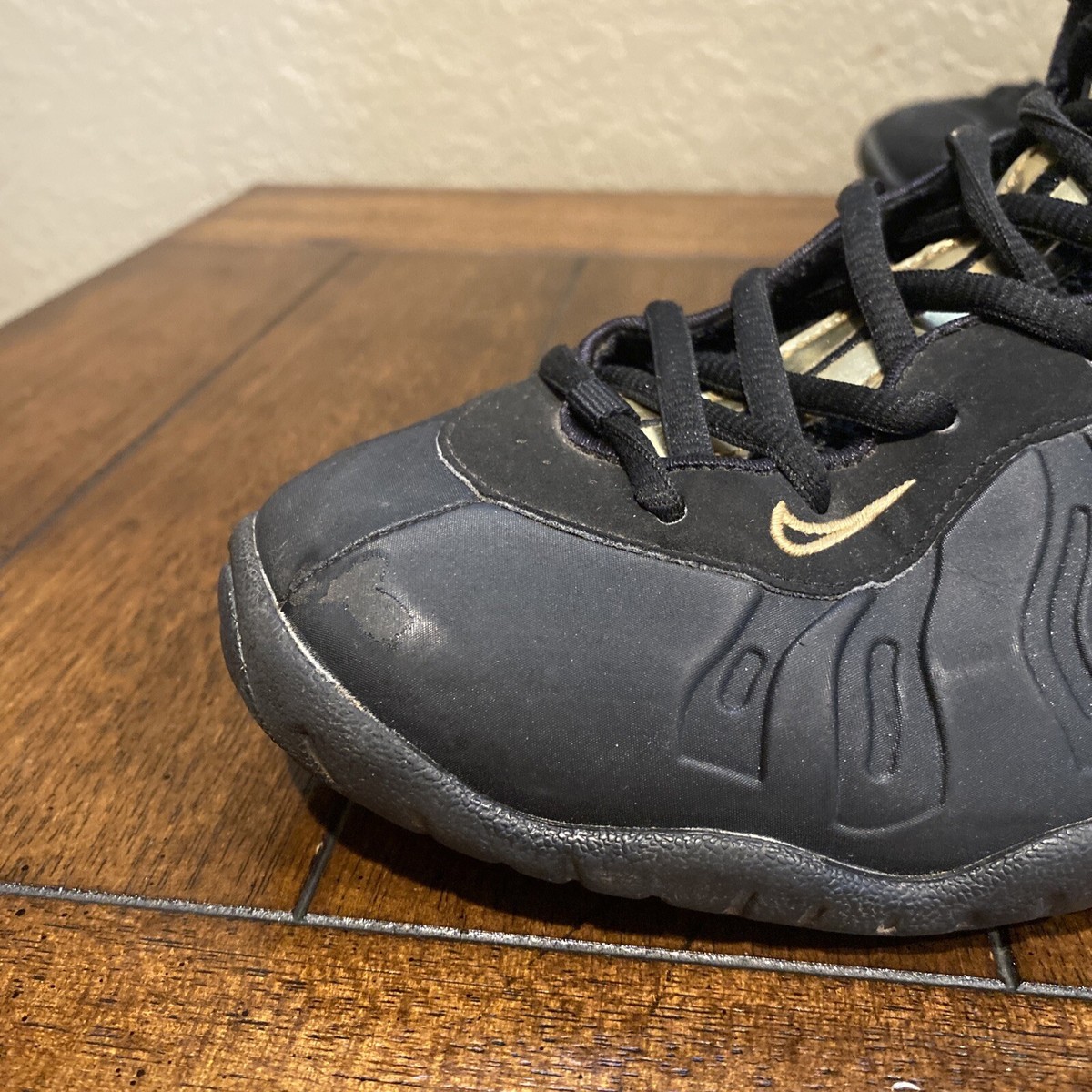 NIKE POSITE PRO GS 644792-010 BLACK GOLD BOYS GIRLS