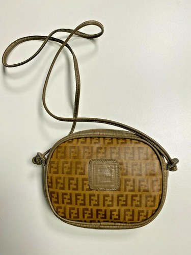 BORSA TRACOLLA VINTAGE FENDI COLORE CARAMELLO | eBay