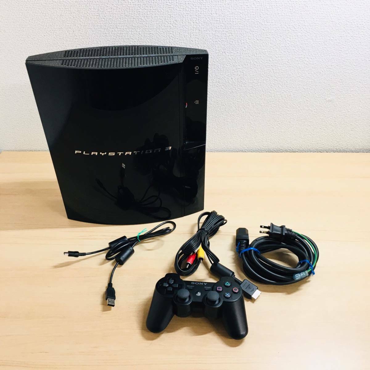 PLAYSTATION 3 (20GB) PS3 sony CECHB00 japan compatible ps2 ps1