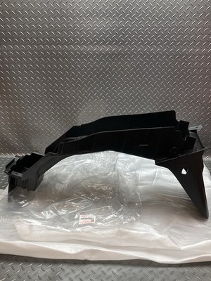 Suzuki GSX 1400 K2 K7 02 07 / Rear Mudguard Fender Under Tray Suzuki GSX 1400 K2 K7 02 07 / Rear Mudguard Fender Under Tray
