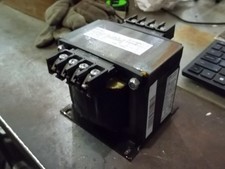 SQUARE D 9070T500D1 INDUSTRIAL CONTROL TRANSFORMER 0.5 KVA 0.3 KVA 802