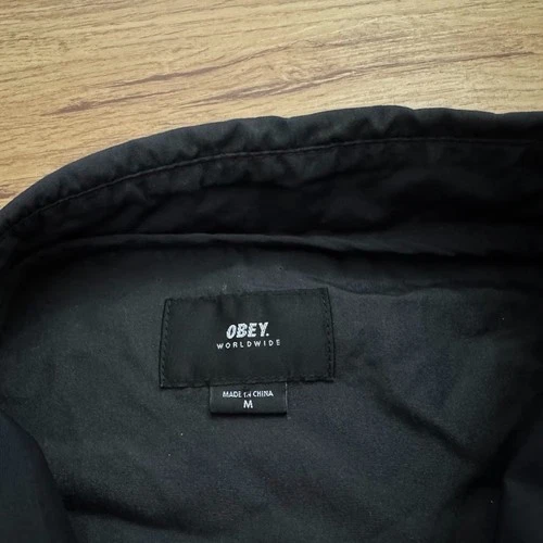 Obey Men’s Black Bomber Jacket Size Medium Streetwear Full Zip image 4