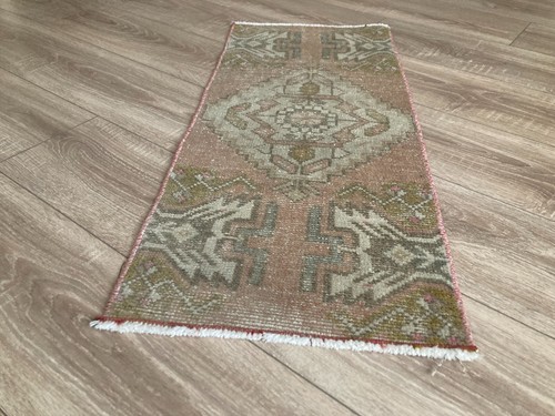 Turkish Rug, Vintage Rug,Doormat Rug, Boho Deco,Handmade Rug,Carpet 1,2 x 3 ft - Picture 5 of 9