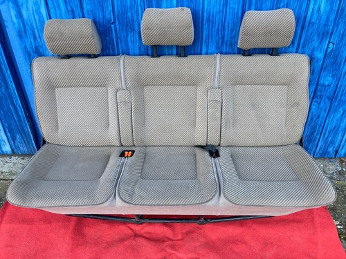 VW T4 Volkswagen Sitzbank hinten 3-Sitzer mit Armlehnen von 1993 Caravelle Bus - Bild 2 von 20