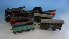 Eisenbahn Spur 0 Bing / Bub Blech Waggons Wagen Lok um 1910/20 defekt (F024-480)