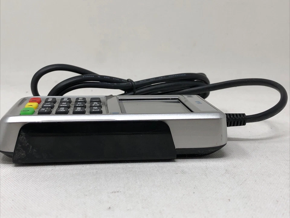 First Data RP10 PIN Pad with Contactless and Chip Card Payments - Image 3 of 4