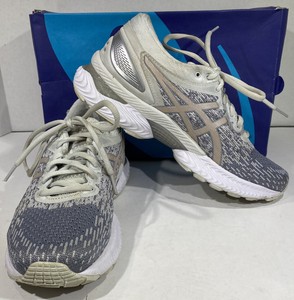 asics gel nimbus size 7.5 womens