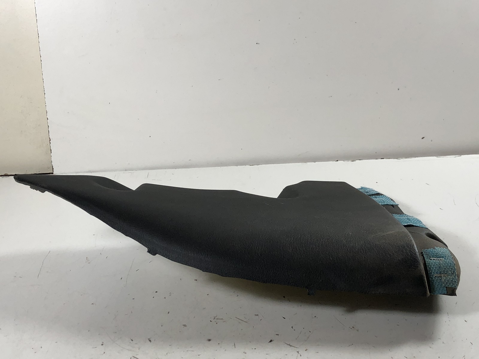 03-13 Maserati Quattroporte M139 Rear Left C Pillar Lower Trim NERO BLACK OEM 
