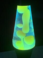 Lava Lamp 16.5  Blue Liquid/Yellow Wax Stardu...