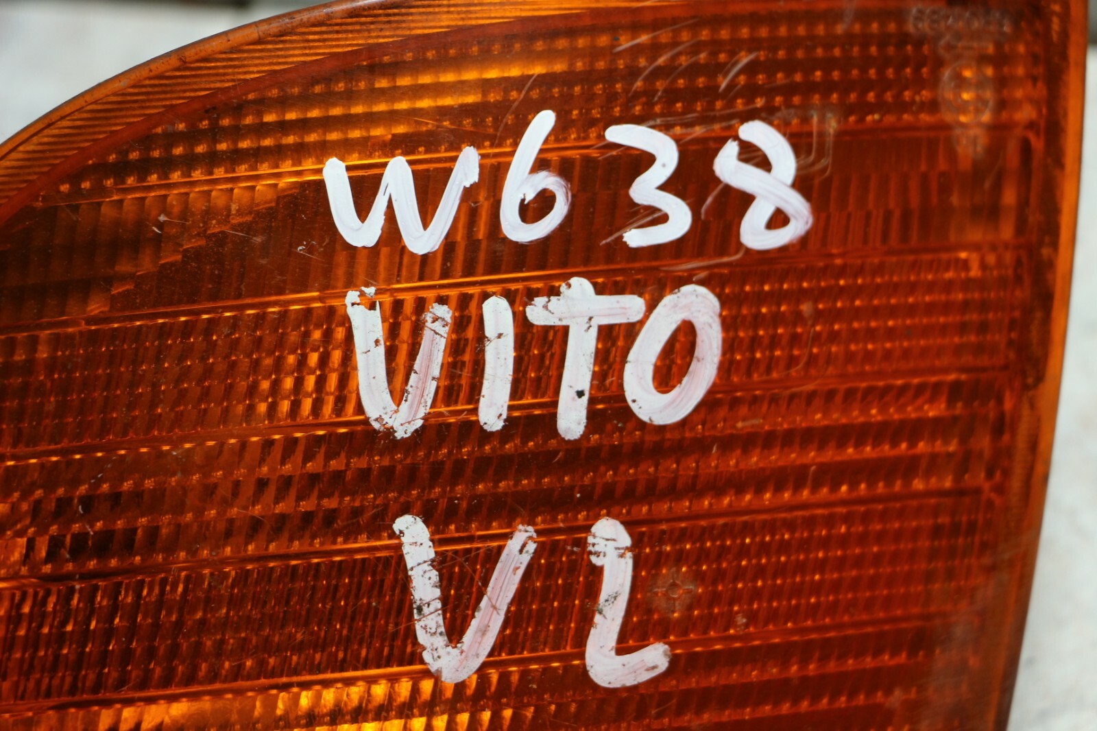 Original Mercedes Benz Vito W638 Indicator Lamp Front Left 