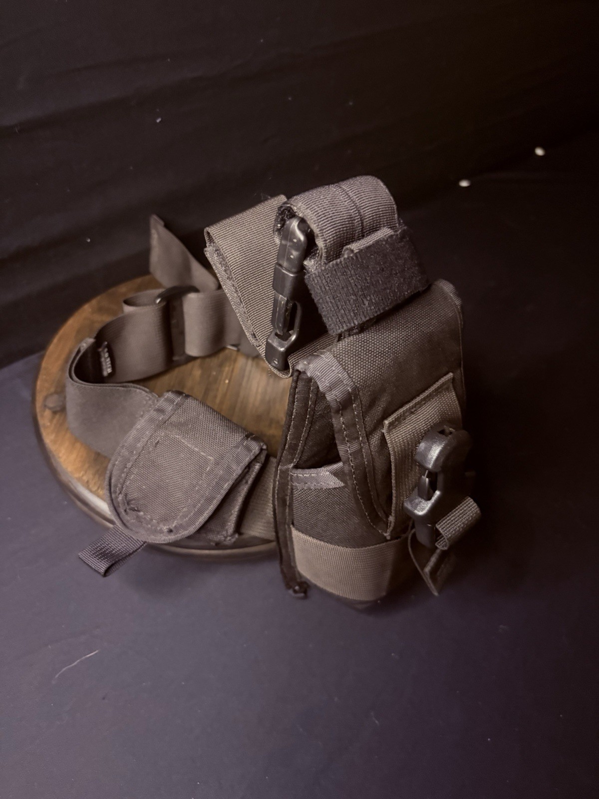 S.O.Tech X26 Taser Thigh Holster w/Belt Loop & Extra Cartridge Pouches (LH&RH)