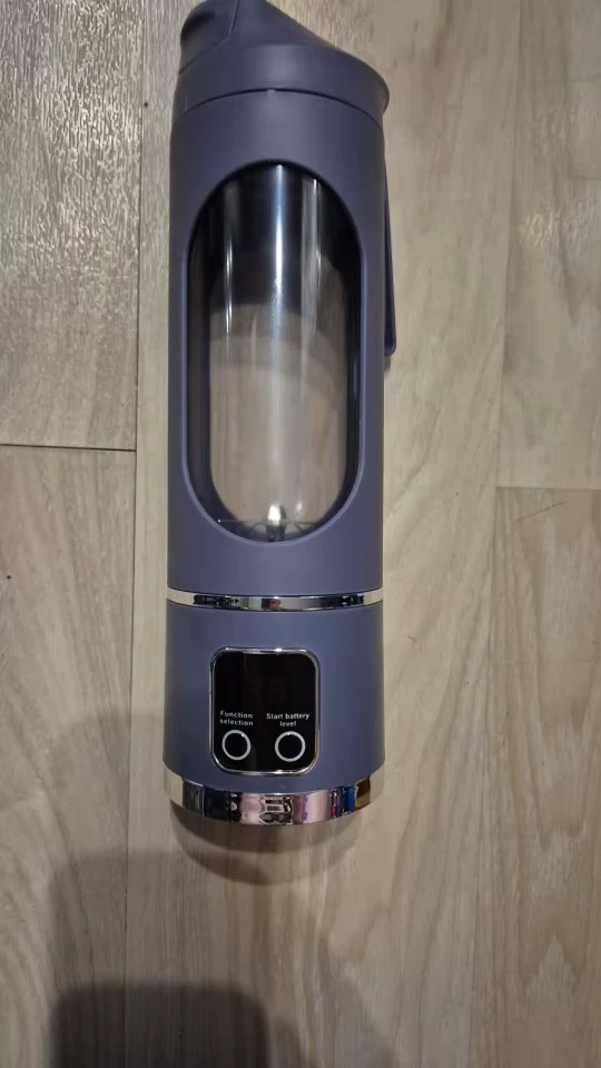 Portable USB Rechargeable Blender Smoothie Mixer Personal Travel Juicer Bottle
Opens in a new window