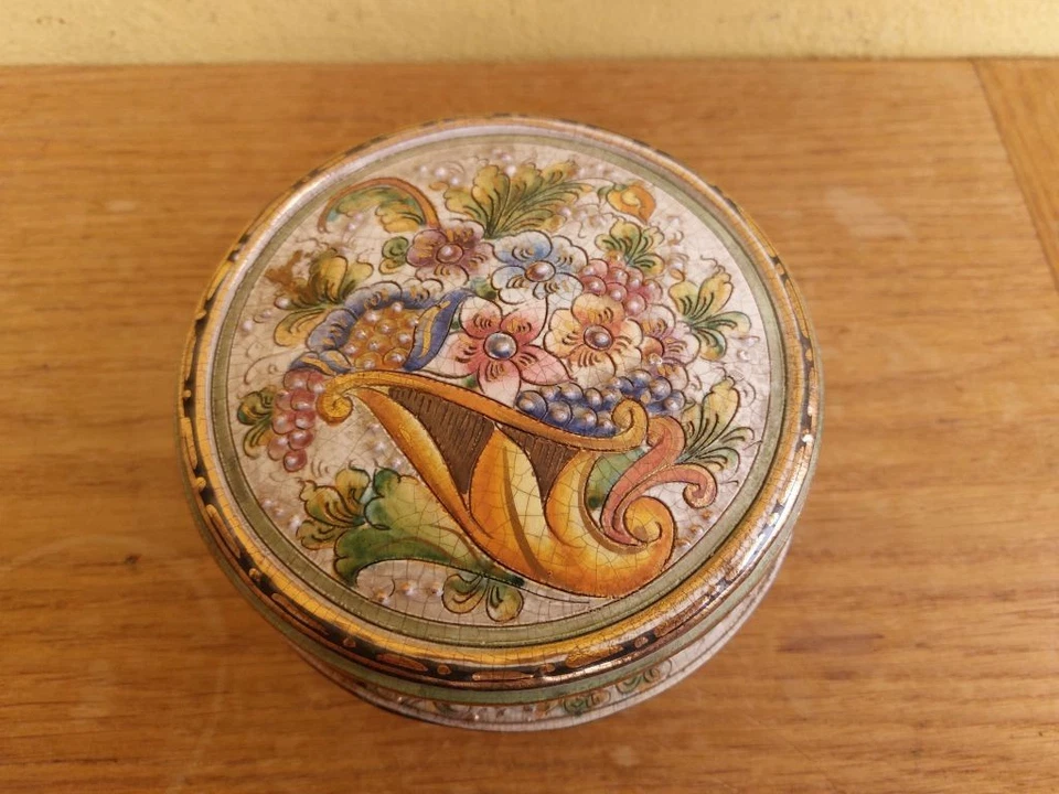 SCATOLA PORTAGIOIE ANNI '50  IN CERAMICA GRAFFIATA DIPINTA GIALLETTI GA DERUTA - Immagine 3 di 4