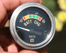 Stewart Warner Vintage 2 116 Volts Voltmeter Gauge Stewart Warner Vintage 2 116 Volts Voltmeter Gauge