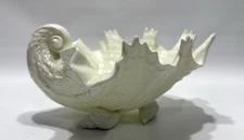 1953 Royal Wercester Bone China Made in England Seashell Bowl Dish Vintage 7.5"