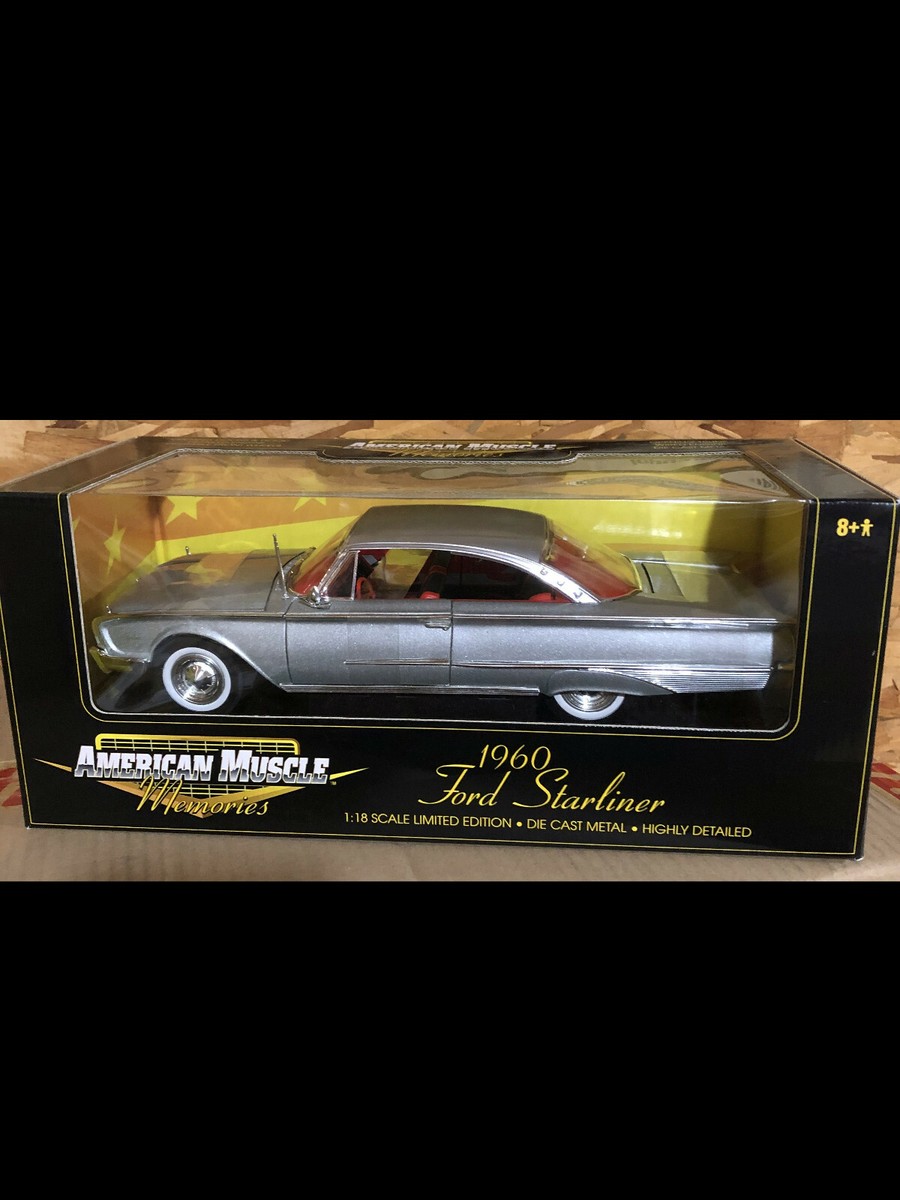 1960 Ford Starliner PLATINUM SILVER 1:18 Ertl American Muscle