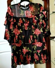 Forever 21 Dress Pleated Layers Black Red & Pink Flowers Sz. XL Lined NWOT