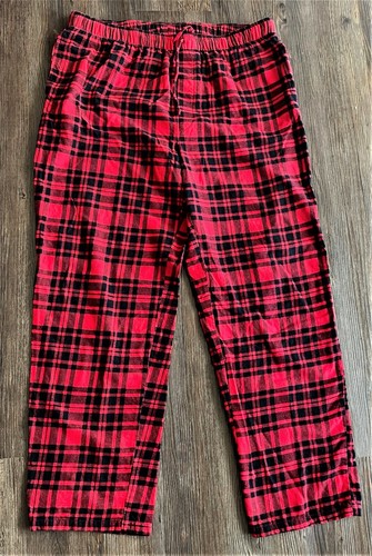 black flannel pajama pants 