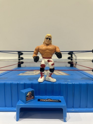 WWE WWF Hasbro Series 7 - Shawn Michaels Wrestling...