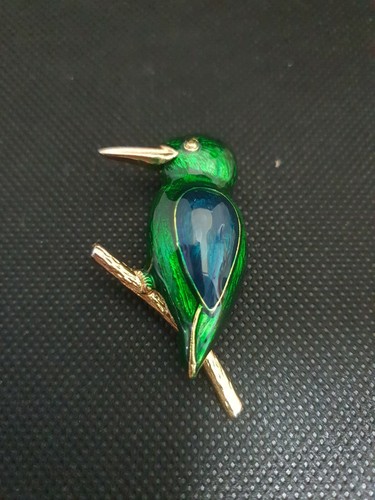 Broche Ancienne à Pince En Métal Doré Avec Face émaillée - Occasion, Petites Taches