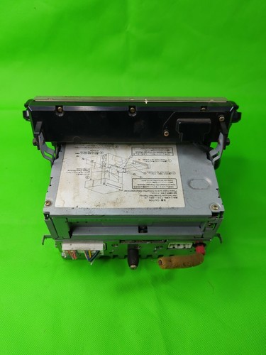 MAZDA 3 RADIO STEREO CD PLAYER BR2D 66 AR0 14794018 WITH MONITOR OEM - Picture 9 of 12