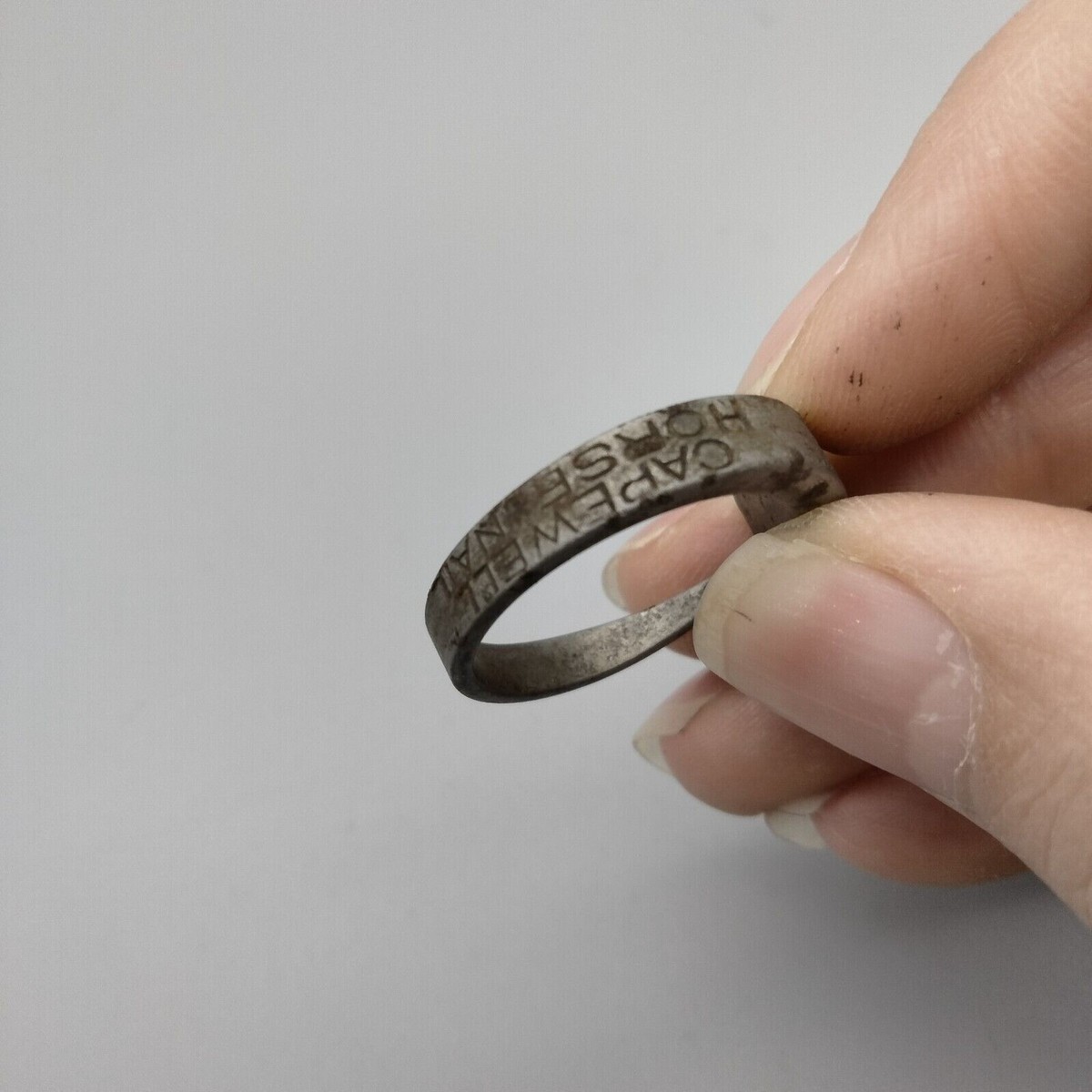 Capewell Horseshoe Nail Unisex Ring Sz 9.5 Silver Tone VTG Horse