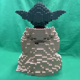 RETIRED Star Wars YODA Jedi Master 2002 Lego 7194 Ultimate Collector Series