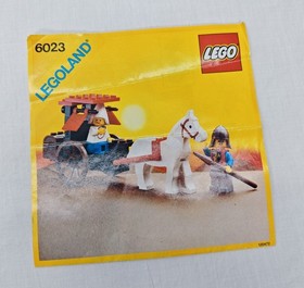 Lego 6023 Knights - Maiden's Cart *Used* with *Instructions*