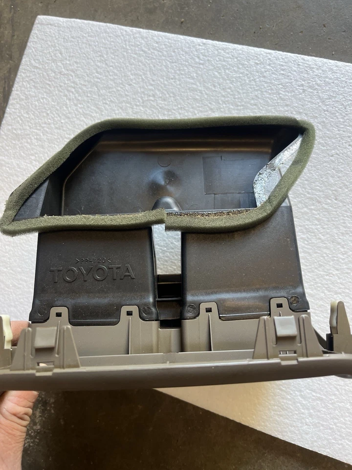 1998 1999 2000 2001 年 2002 年丰田科罗拉中心 DASH 交流加热器通风口 55405-02060 — 第 4/4 张图片