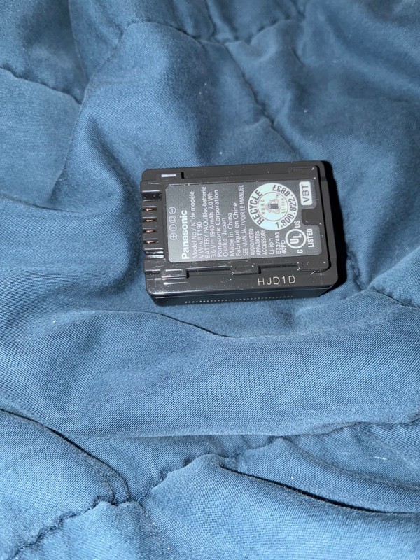 Genuine Original Panasonic VW-VBT190 Battery For HC-V720GK V180 V520 VW-BC10