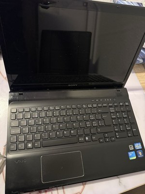Sony VAIO SVE151D11M i5 8GB 15,6 Zoll* HDMI* DVD-RW Defekt