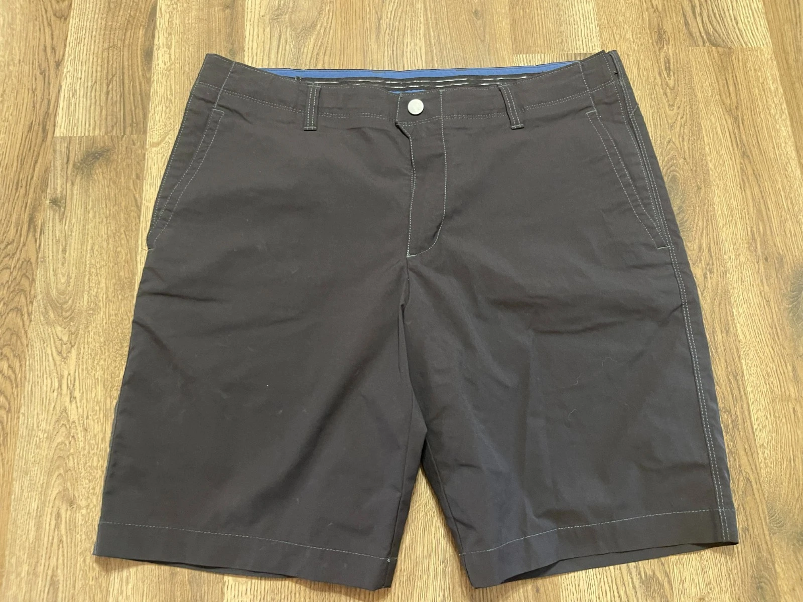Tommy Bahama Shorts, Men's Size 35, Black, Chino, Flat Front