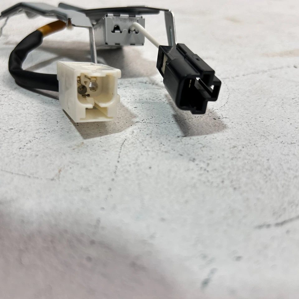 2015 - 2021 LEXUS NX200T NX300H REAR ANTENNA AMPLIFIER MODULE UNIT OEM - Изображение 4 из 4