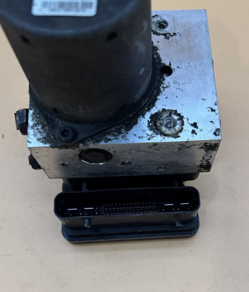 Conjunto de módulo de bomba de freno ABS Hyundai Tucson Kia Sportage 2008-2009 58920-1F300 Foto 3 de 4