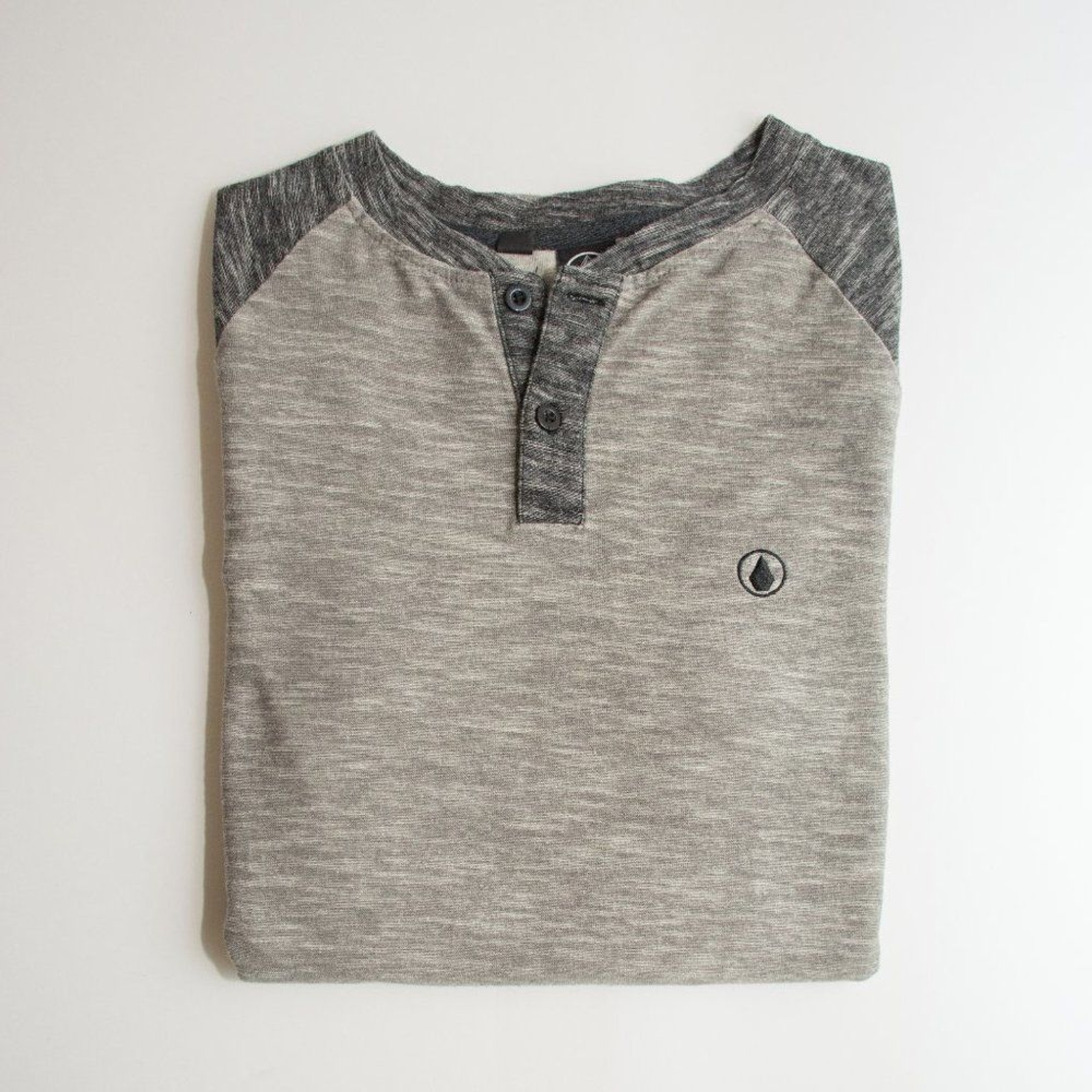 Volcom Raglan Volcom Gray Henley Long Sleeve Baseball Raglan Tee Sz Small | eBay