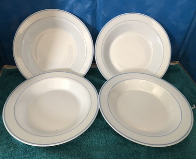 Arcopal Set Of  4 White w /Blue-ring Soup/Salad/Cereal Bowls.  8.5'' Diam. 4/pc.