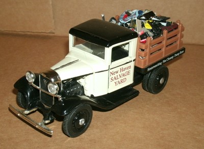 132 Scale 1934 Ford Stake Bed Salvage Yard Truck Diecast