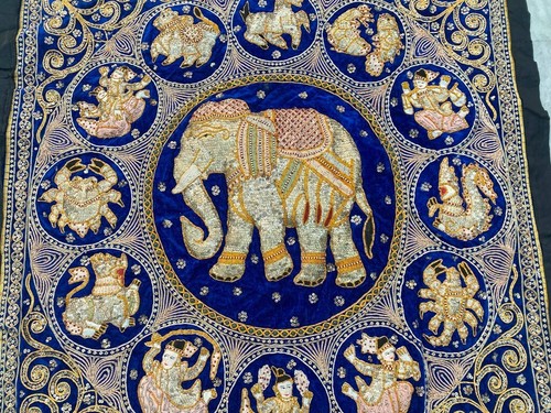3x3 Antique Indian Handmade Elephant Tapestry Home Décor Tribal Wall Hanging - Picture 2 of 11